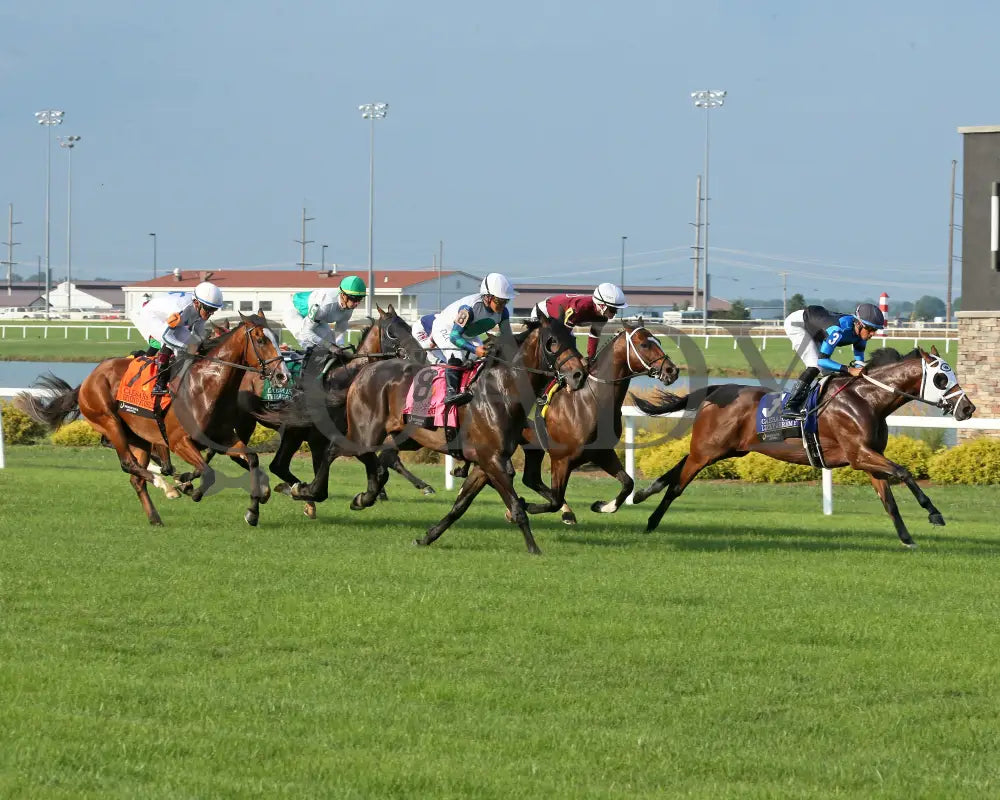 Lucky Jeremy - Caesars 18Th Running 07-13-24 R05 Horseshoe Indiana First Pass 01 Sammantha Pagels