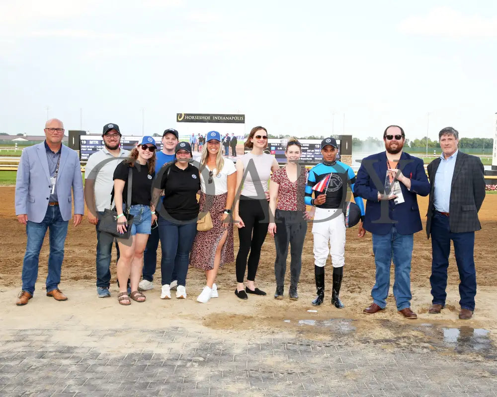 Lucky Jeremy - Caesars 18Th Running 07-13-24 R05 Horseshoe Indiana Presentation 01 Sammantha Pagels