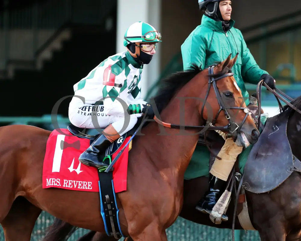 LUSH LIPS - The Mrs. Revere G2 - 11-28-25 - R10 - CD - Post Parade 01 - Coady Media - Kurtis Coady Photography