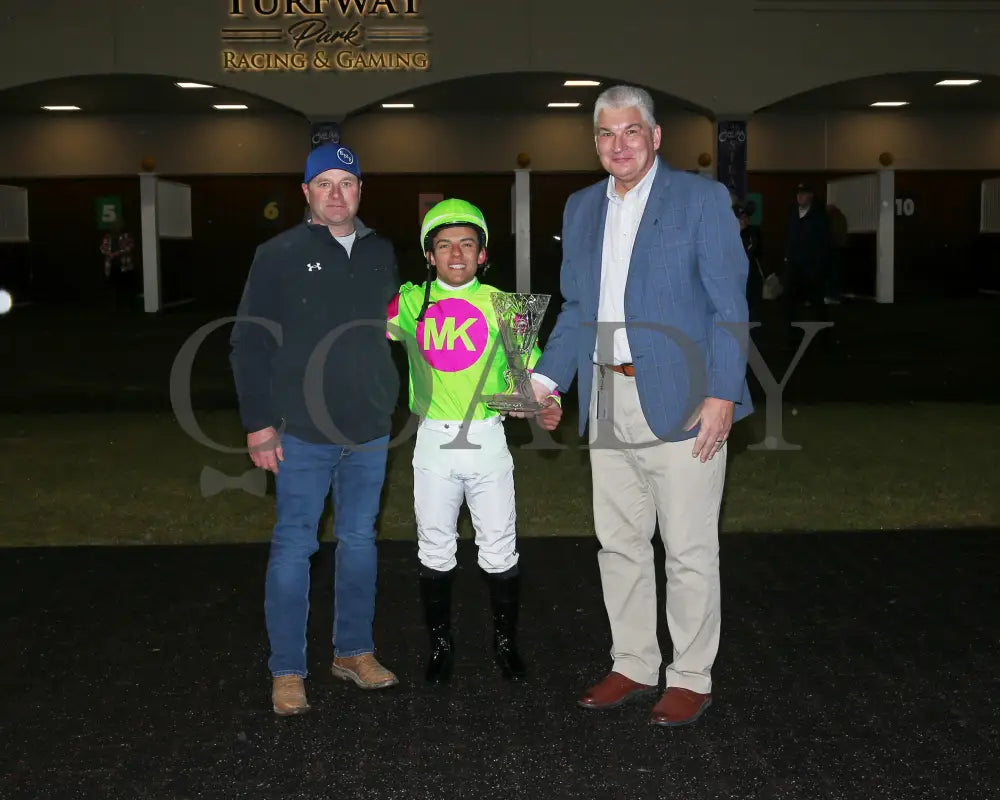 Maxisuperfly - The Cincinnati Trophy 42Nd Running 03-01-24 R06 Tp Presentation 01 Turfway Park