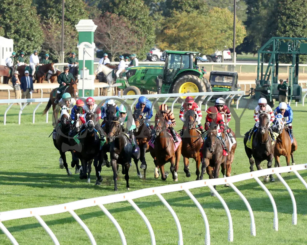 Minaret Station - The Castle & Key Bourbon G2 10-06-24 R10 Kee Inside First Pass 01 Keeneland