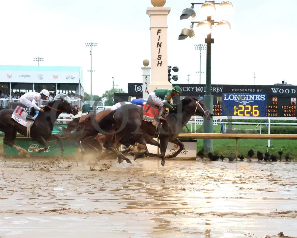 MINDFRAME - 050325 - The Churchill Downs G1 - Race 08 - CD - Finish 01 Churchill Downs