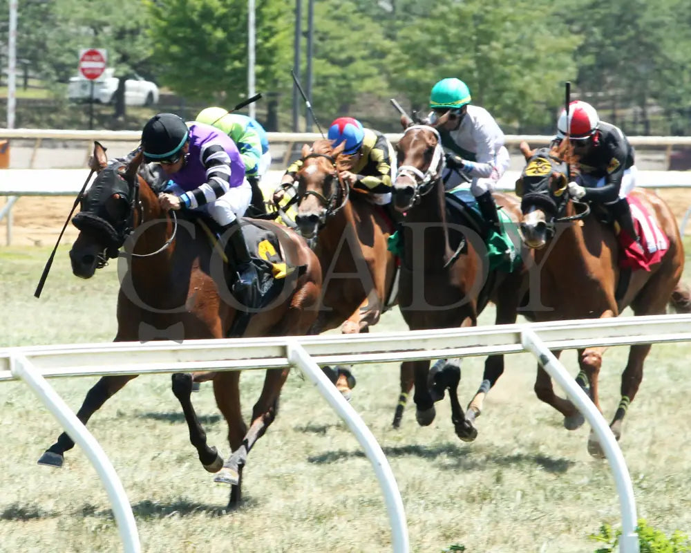 Miz Keeta - 062824 Race 01 Btp The Cincinnatian Stakes Inside Shot01 Belterra Park