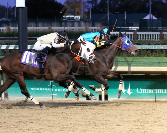 Moment - 11-08-19 R10 Cd Finish 01 Churchill Downs