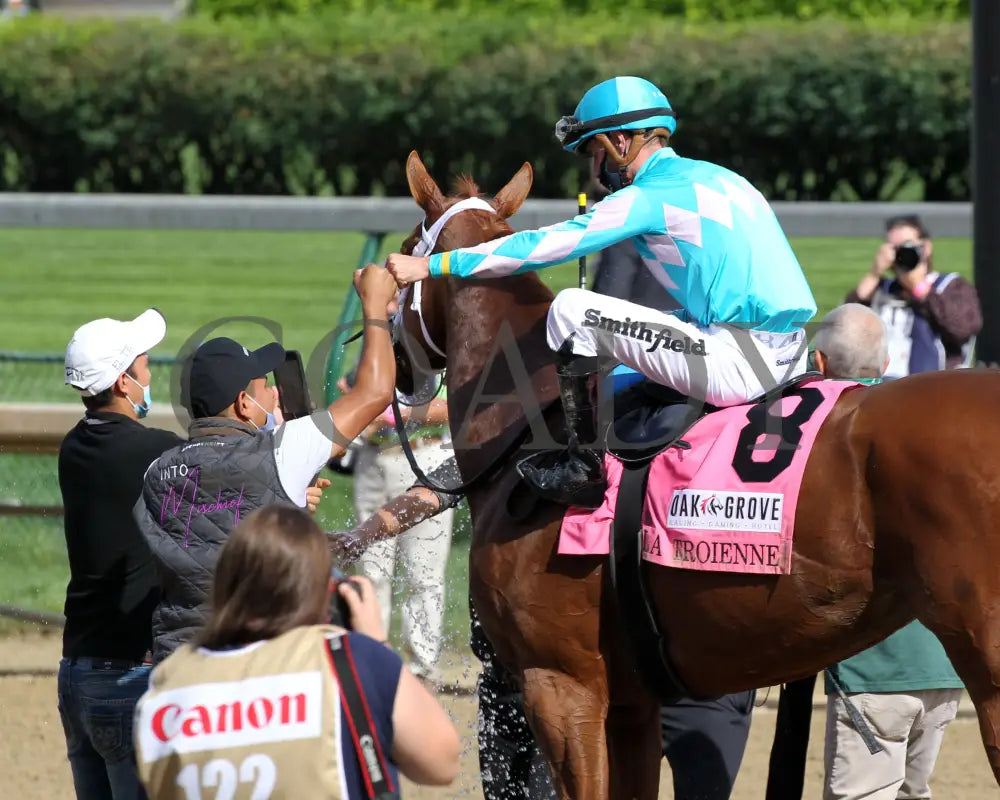 Monomoy Girl - The La Troienne G1 35Th Running 09-04-20 R11 Cd Celebration 03 Churchill Downs