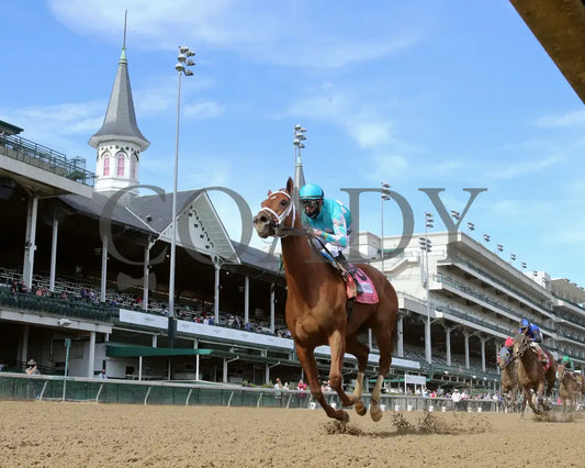 Monomoy Girl - The La Troienne G1 35Th Running 09-04-20 R11 Cd Under Rail 01 Churchill Downs