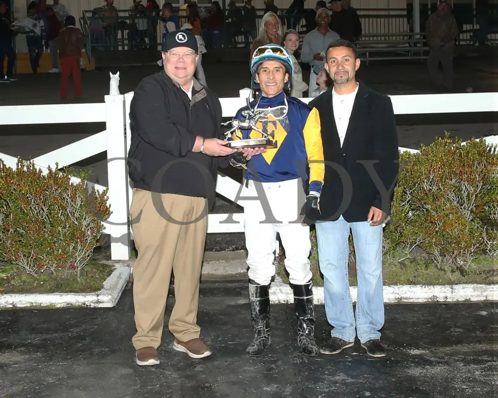 Muchmorethanready - La Bred Premier Ladies Starter 02-03-24 R04 Delta Downs Presentation