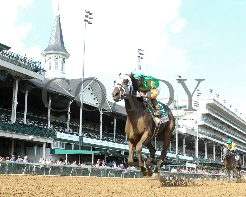 My Mane Squeeze - The Fasig-Tipton Dogwood G3 09-21-24 R08 Cd Under Rail 01 Churchill Downs