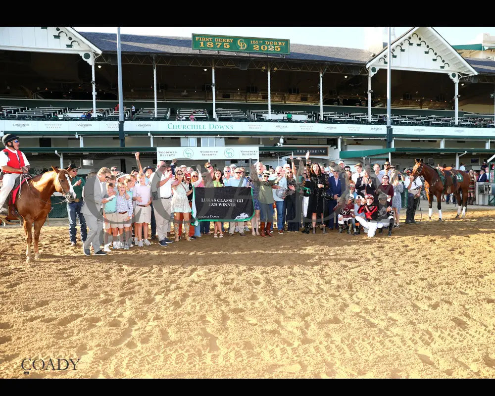 MYSTIK DAN - 092725 - Race 10 - CD - Presentation 01 Churchill Downs