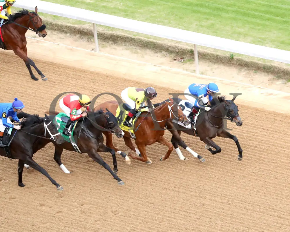 NEZAZURRI - Oaklawn Sports Overnight Stakes - 01-01-26 - R08 - OP - Aerial Finish 01 - Coady Media - Kurtis Coady Photography