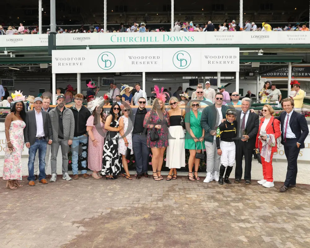 PINKY FINGER - 050125 - Race 06 - CD - Presentation 01 Churchill Downs