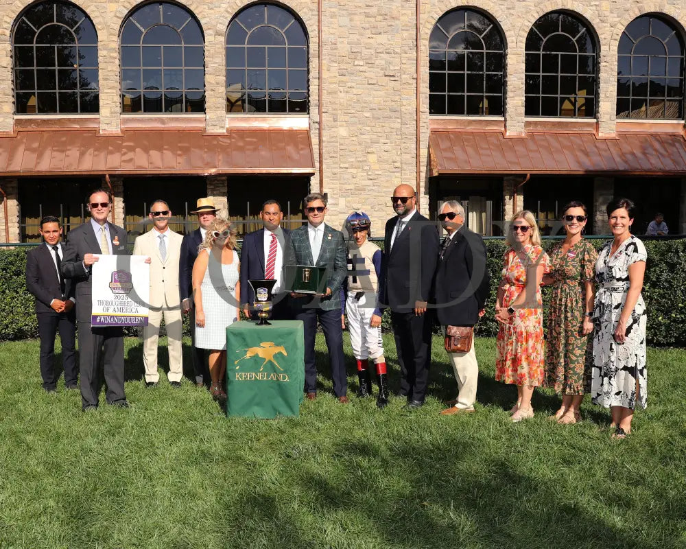 PRAYING - 100425 - Race 07 - KEE - Presentation 01 Keeneland