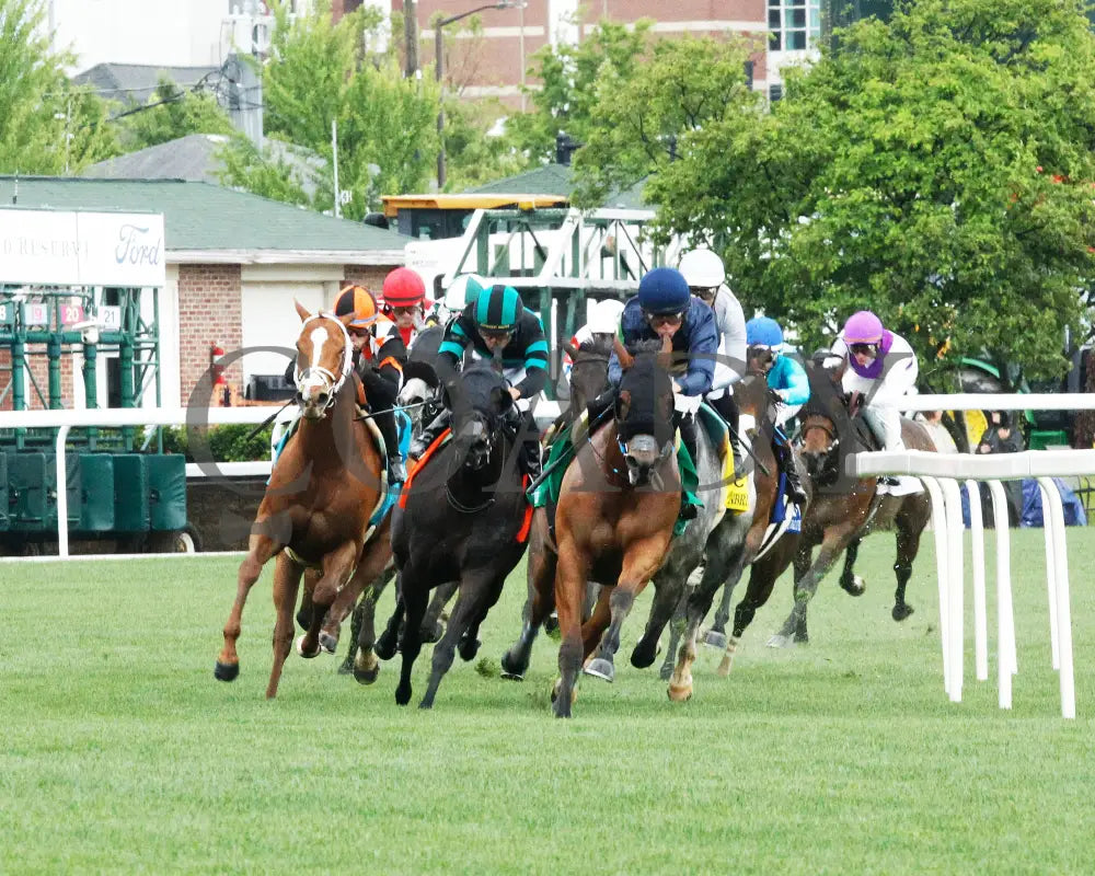 QUEEN MAXIMA - The Unbridled Sidney G3 - 05-02-25 - R10 - CD - Turn 01 Churchill Downs