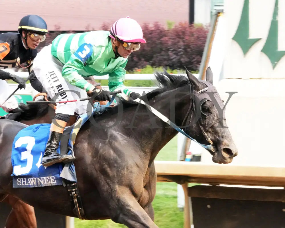 ROYAL SPA - 053125 - Race 08 - CD The Shawnee G3 - 6th Running - Tight Finish 03 Churchill Downs