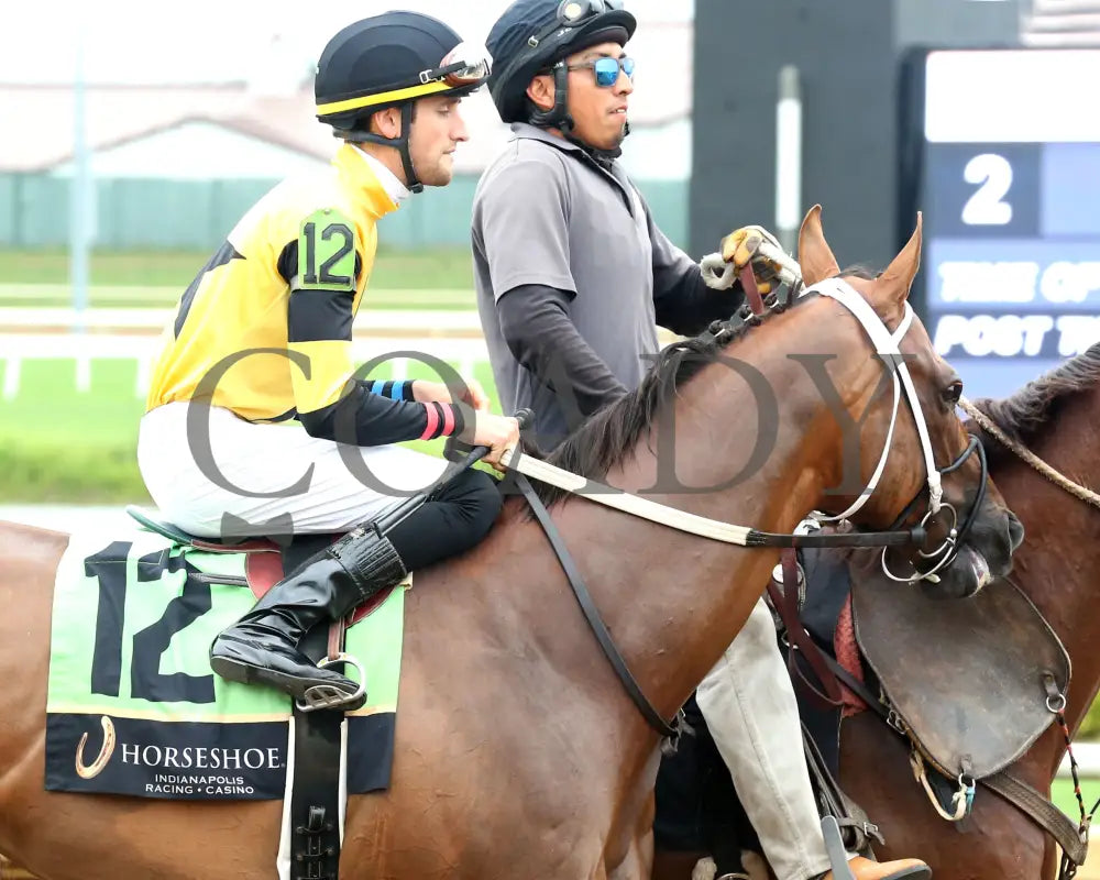 RUN AWAY ROJO The Bucchero 21st Running 08 20 25 R08 Horseshoe Indiana Post Parade 02 Eli Davis Indiana Grand