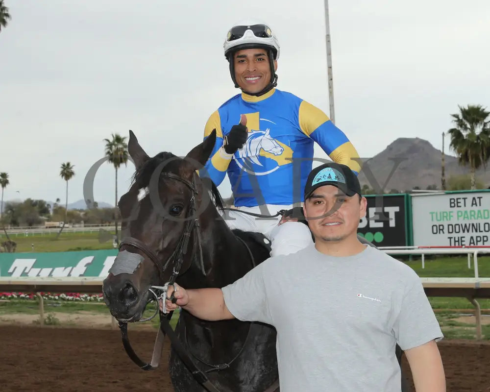 Sakura Blossom - Arizona Oaks 03 - 14 - 24 R06 Turf Paradise Return Shot 3