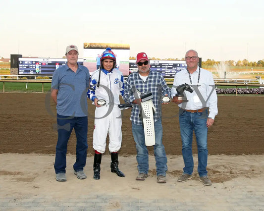 Sawyer Strange - Cox Ranch Distaff Challenge Final 09-19-24 R11 Horseshoe Indiana Presentation 01