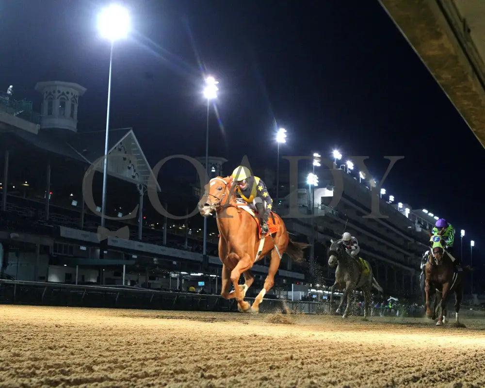 Scotland - 120124 Race 11 Cd Under Rail 01 Churchill Downs