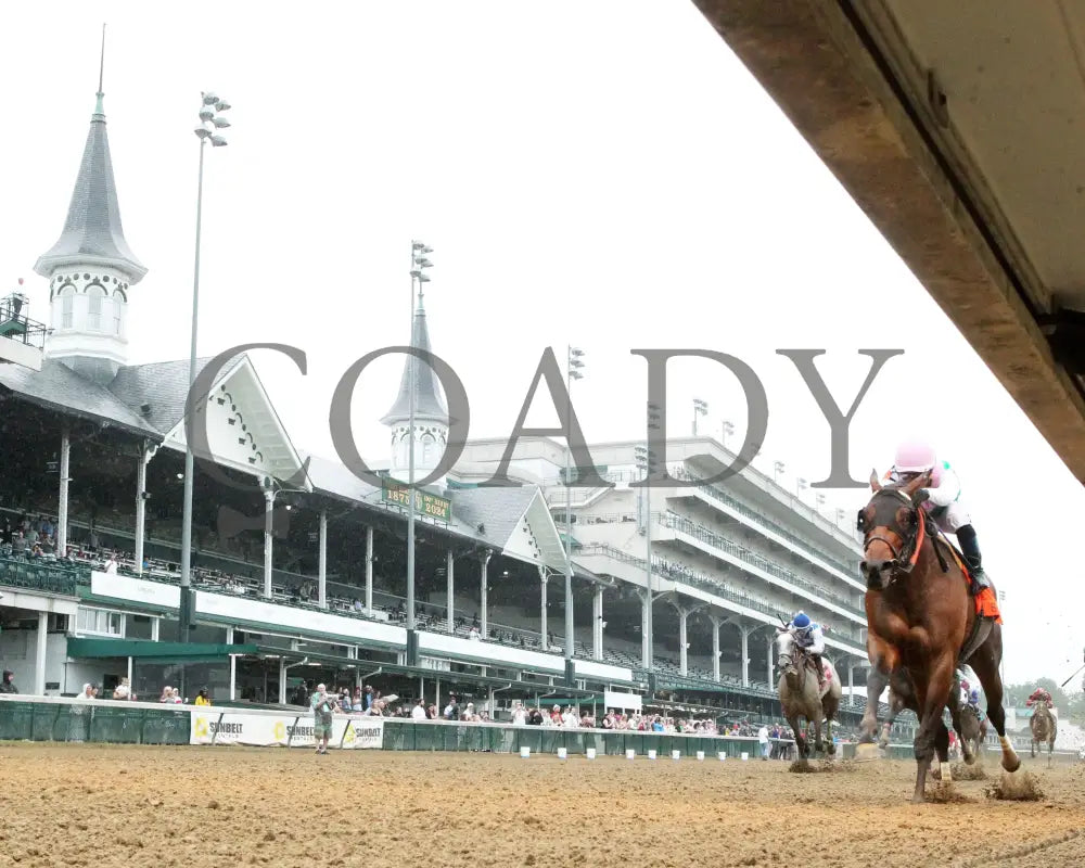 Scylla - The Shawnee G3 5Th Running 06-01-24 R08 Cd Under Rail 01 Churchill Downs