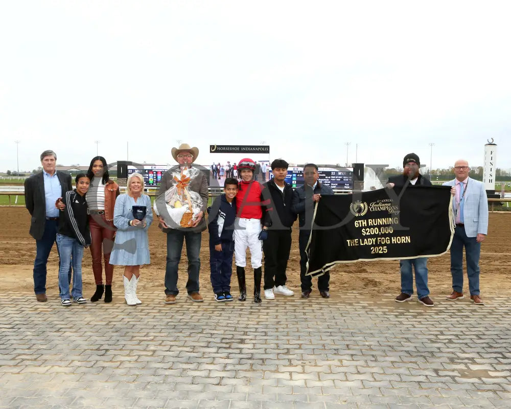 SEEYOUINABIT - Lady Fog Horn - 6th Running - 10-25-25 - R03 - Horseshoe Indiana - Presentation 01 - Sammantha Pagels
