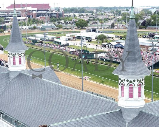 SHE FEELS PRETTY - The Modesty G3 - 05-02-25 - R08 - CD - Aerial Finish 03 Churchill Downs