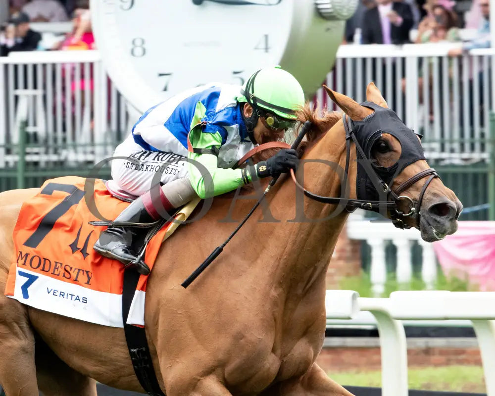 SHE FEELS PRETTY - The Modesty G3 - 05-02-25 - R08 - CD - Tight Finish 02 Churchill Downs