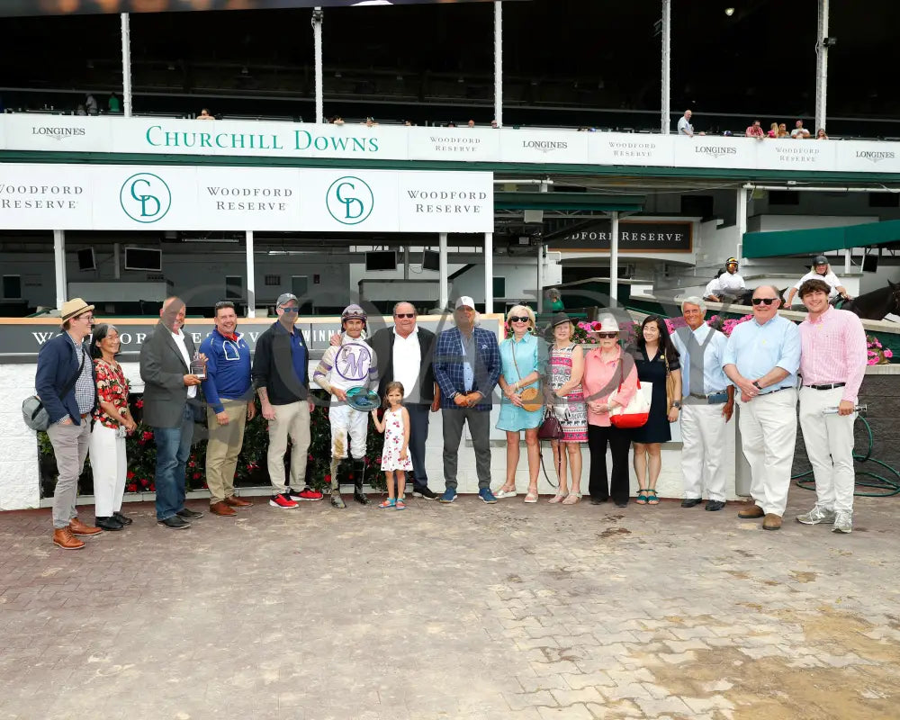 Society Man - The Matt Winn G3 27Th Running 06-09-24 R08 Cd Presentation 01 Churchill Downs