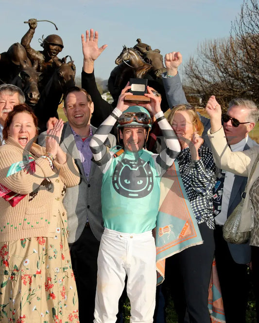 Take Charge Milady - The Martha Washington Stakes 01-25-25 R09 Op Trophy 01 Oaklawn Park