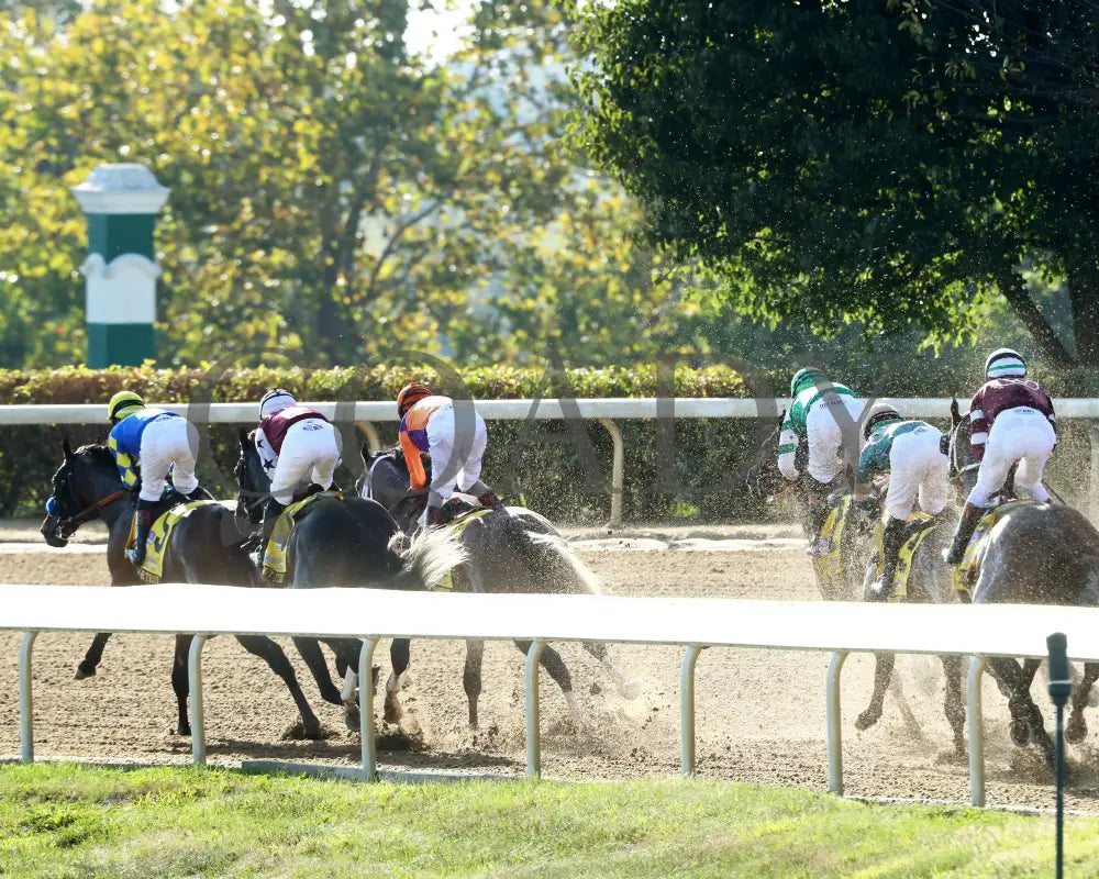 TED NOFFEY - 100425 - Race 09 - KEE - First Turn 01 Keeneland