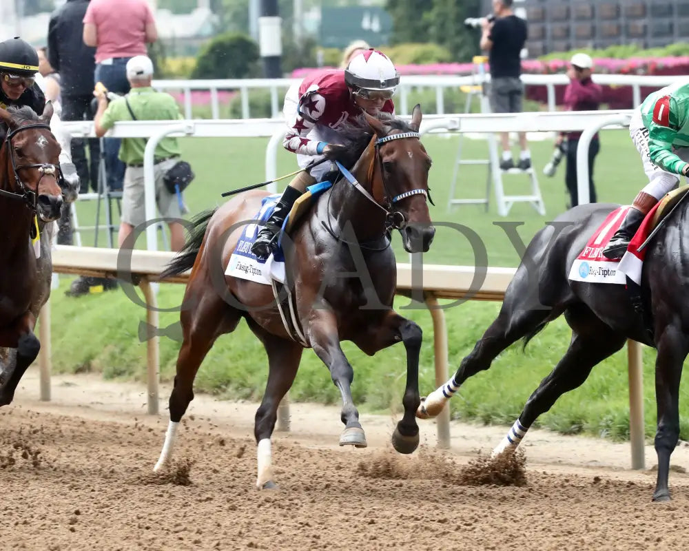 THORPEDO ANNA - 062825 - Race 07 - CD - Frist Turn 01 Churchill Downs