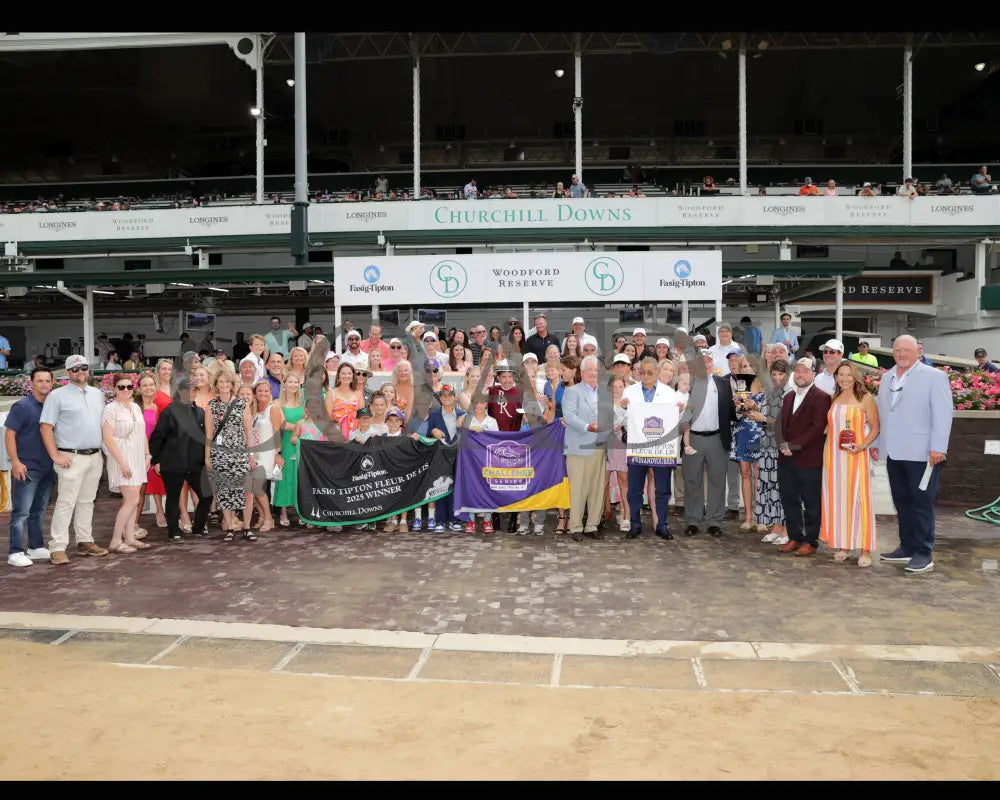 THORPEDO ANNA - 062825 - Race 07 - CD - Presentation 01 Churchill Downs