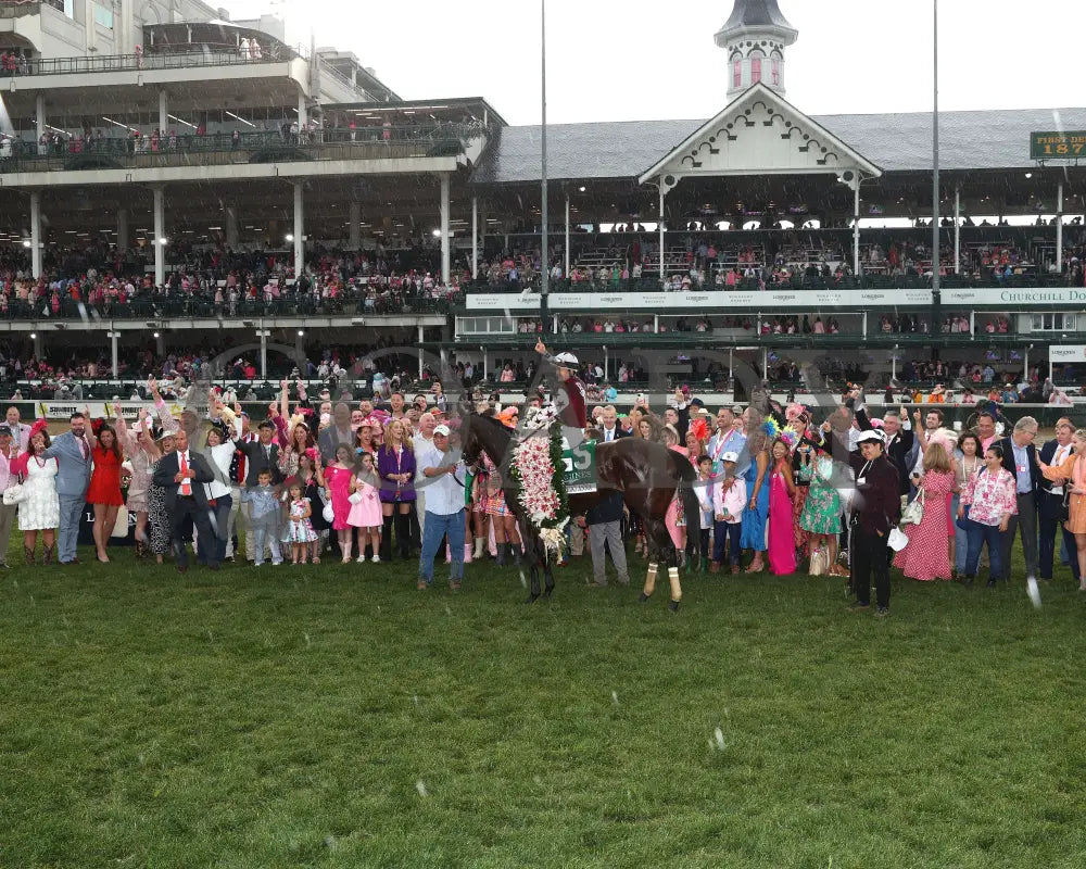 Thorpedo Anna - The Longines Kentucky Oaks G1 05-03-24 R11 Churchill Downs Presentation 01