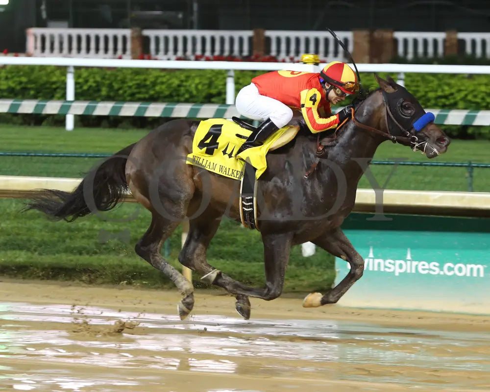 Toews On Ice - 043016 Cd- 001 Churchill Downs