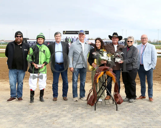 TW STREAKIN COWBOY - Governors Stake Final - 10-25-25 - R08 - Horseshoe Indiana - Presentation 01 - Sammantha Pagels