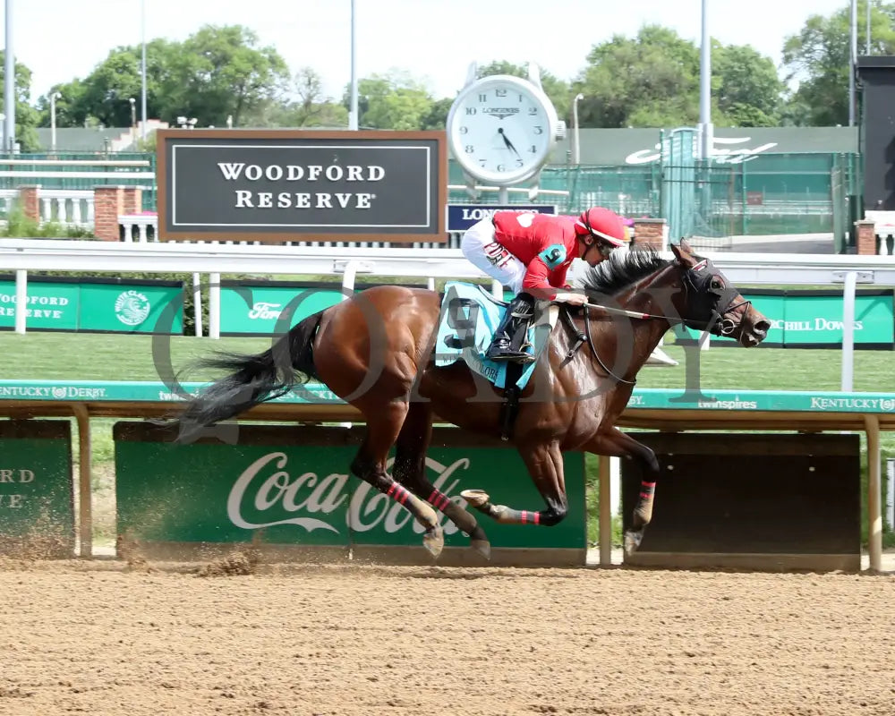 TWO SHARP - 052625 - Race 08 - CD - Finish 01 Churchill Downs