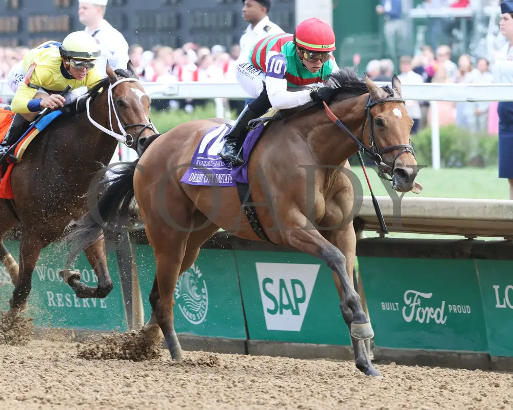 Vahva - The Derby City Distaff G1 05-04-24 R06 Churchill Downs Finish 02 Renee Torbit
