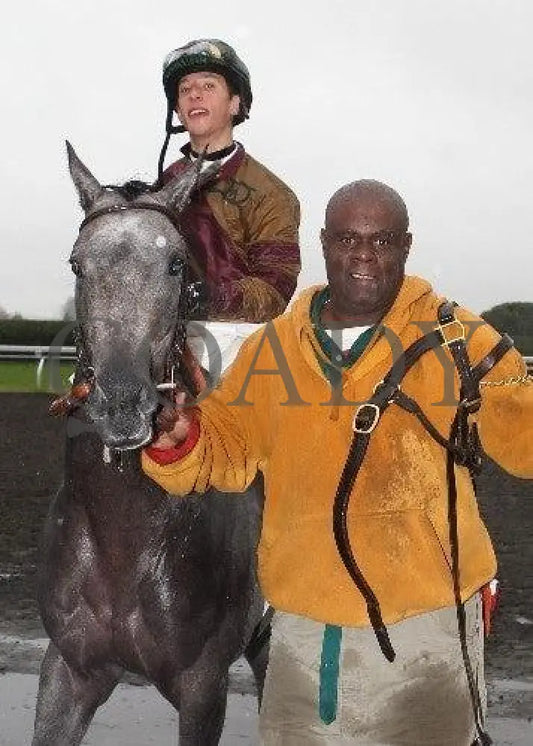 Waltzinginredjeans - 3 101911 Race 01 Keeneland